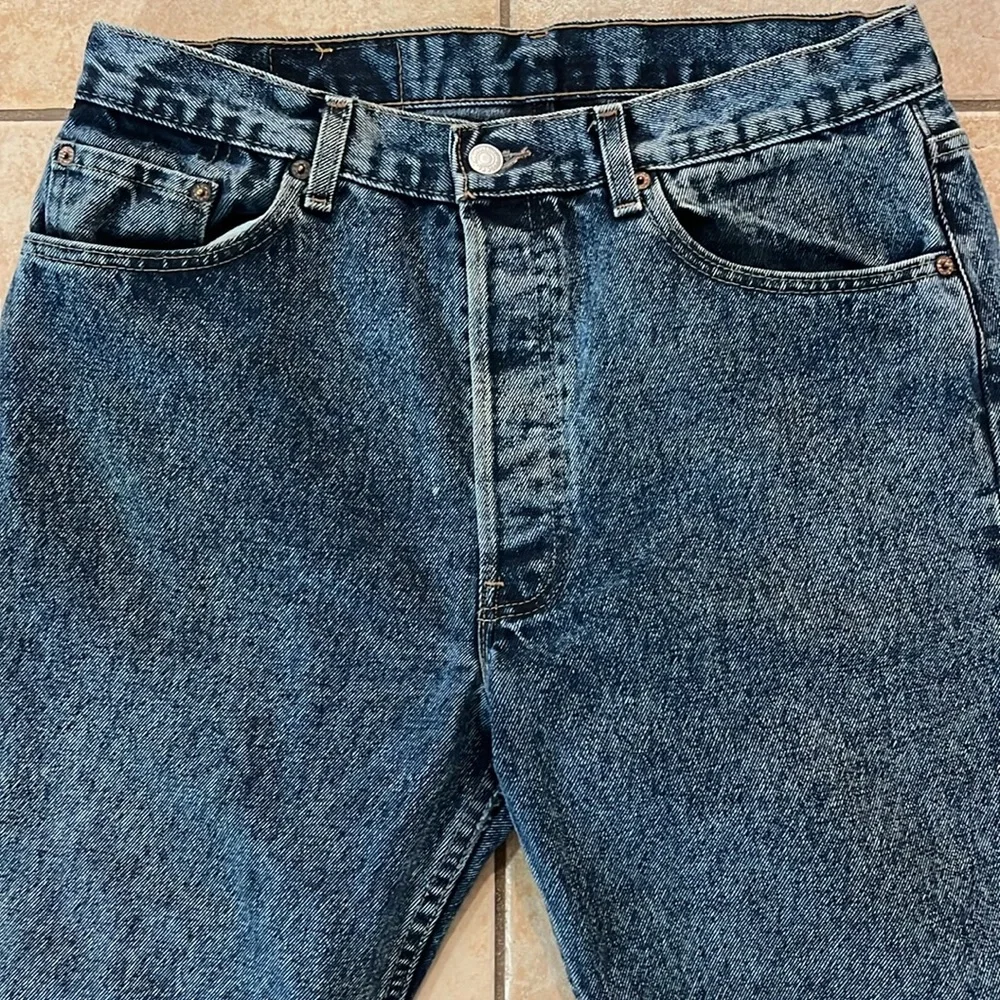 Vintage Levi's 501 Button Fly USA MADE Dark Blue Wash Jeans,‎ Sz 34 x 30